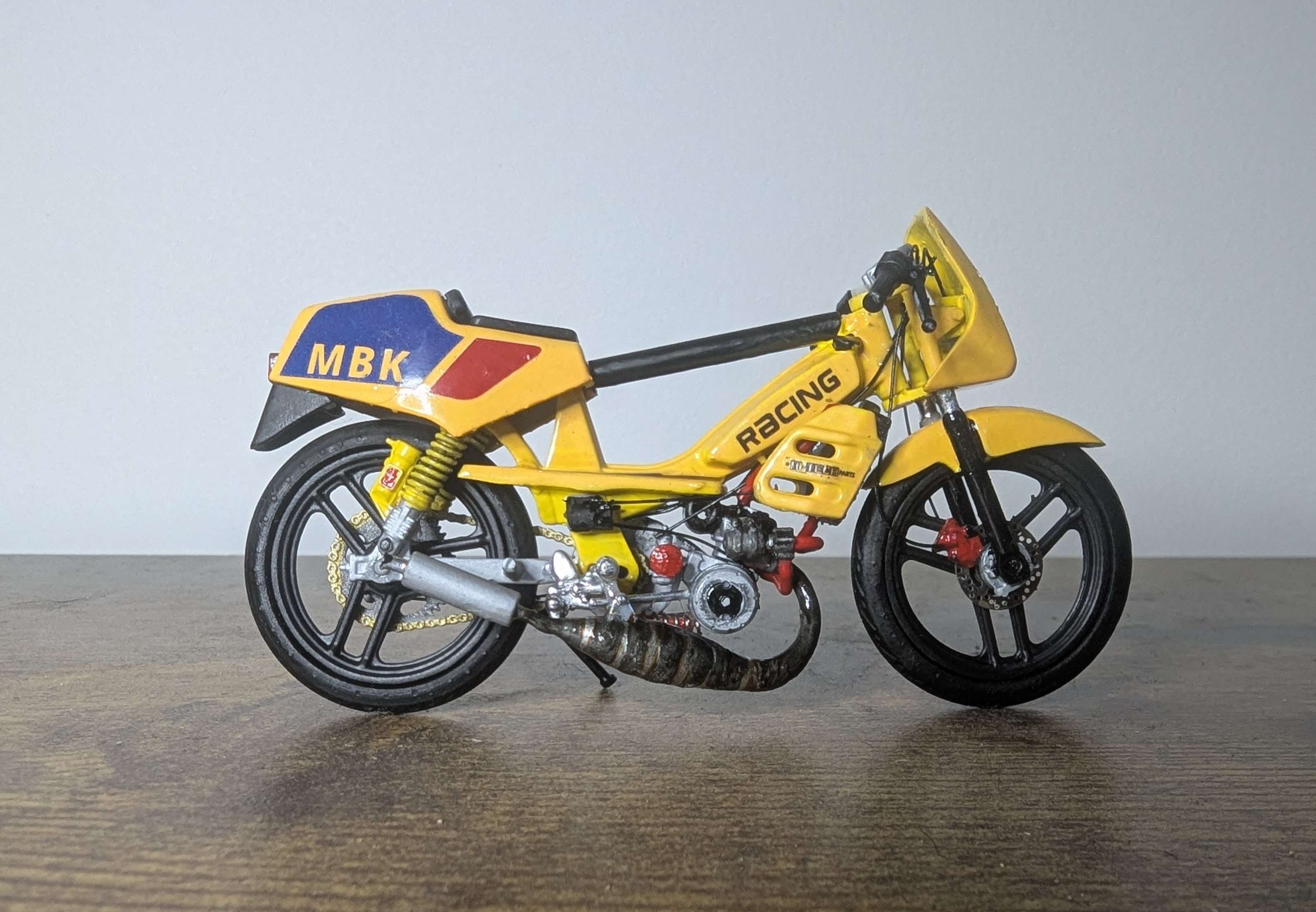 Mbk 51 Rock Racing Jaune Moteur G2 1/18