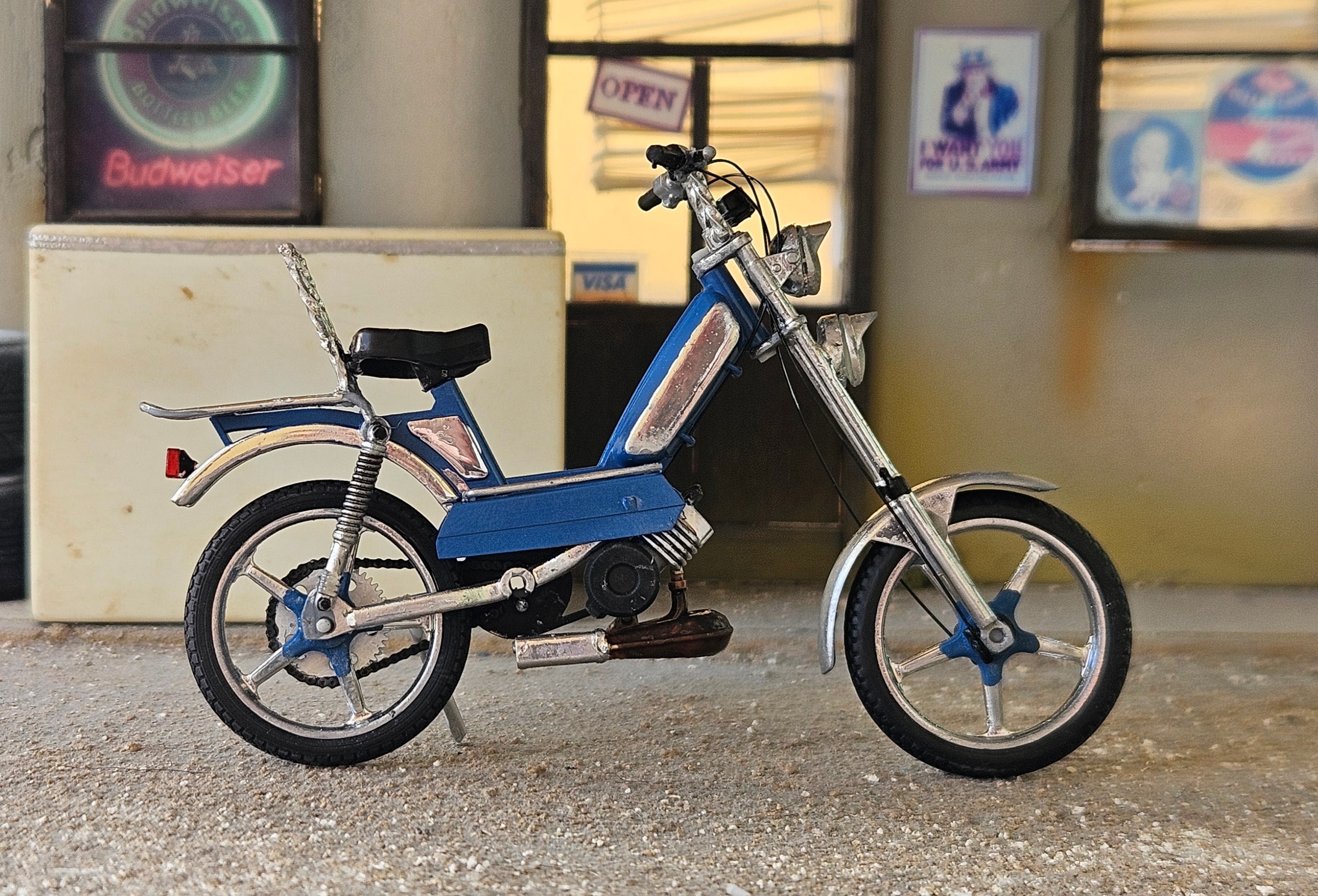 Peugeot 103 Sp Bleu Chopper Pot Serpentin 1/18