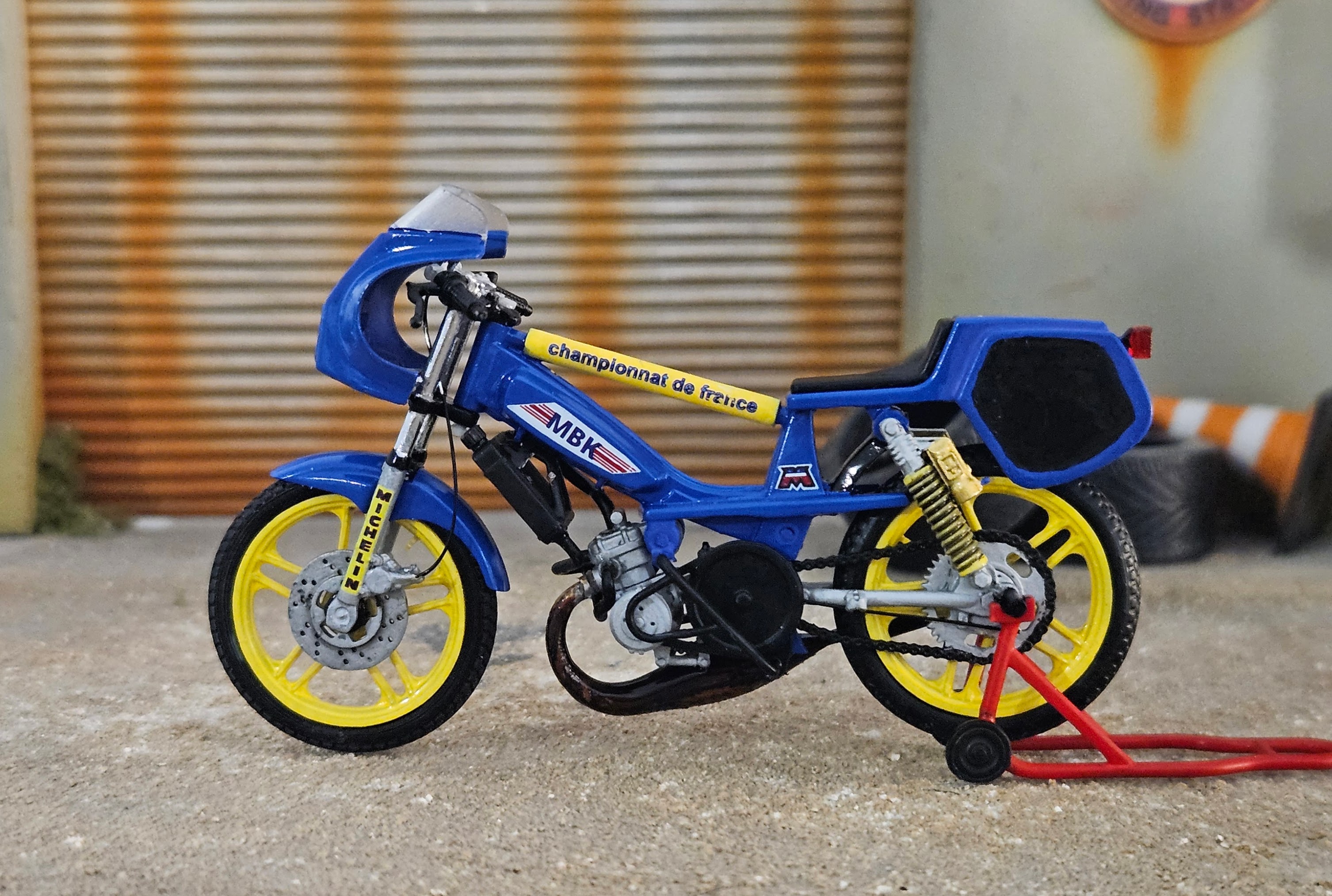 Mbk 51 Cf Bleu Version Course Pot Bidalot 1/18