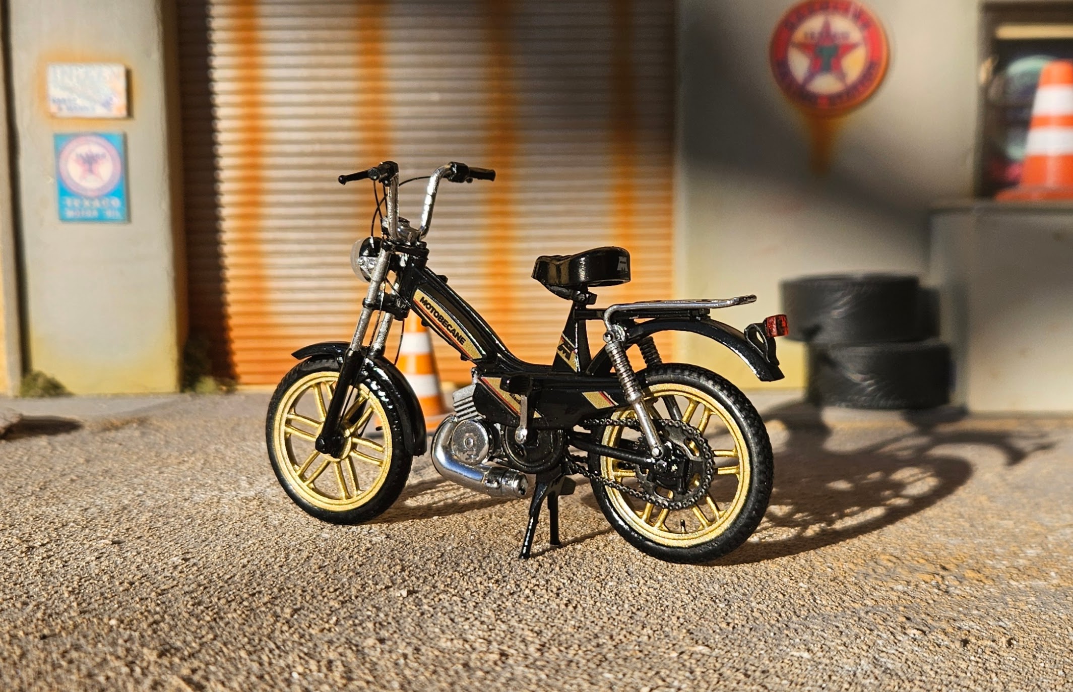 Mbk 51 Black S Noir Et Dore Toute D'origine 1/18