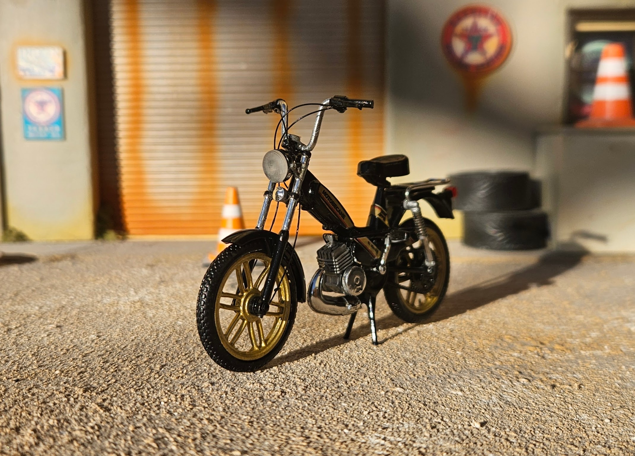 Mbk 51 Black S Noir Et Dore Toute D'origine 1/18