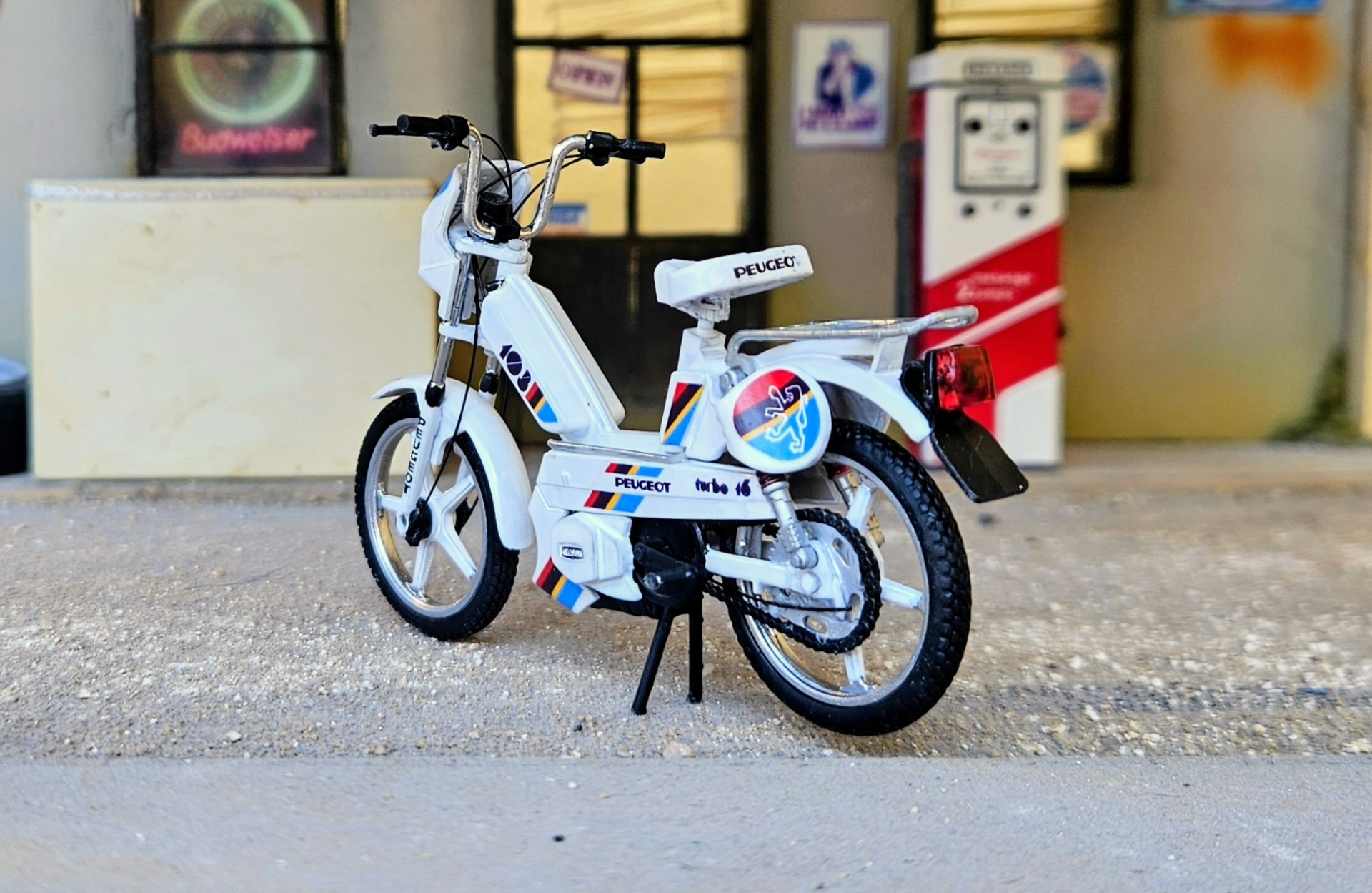 Peugeot 103 Turbo 16 Blanche Phase 2 Origine 1/18