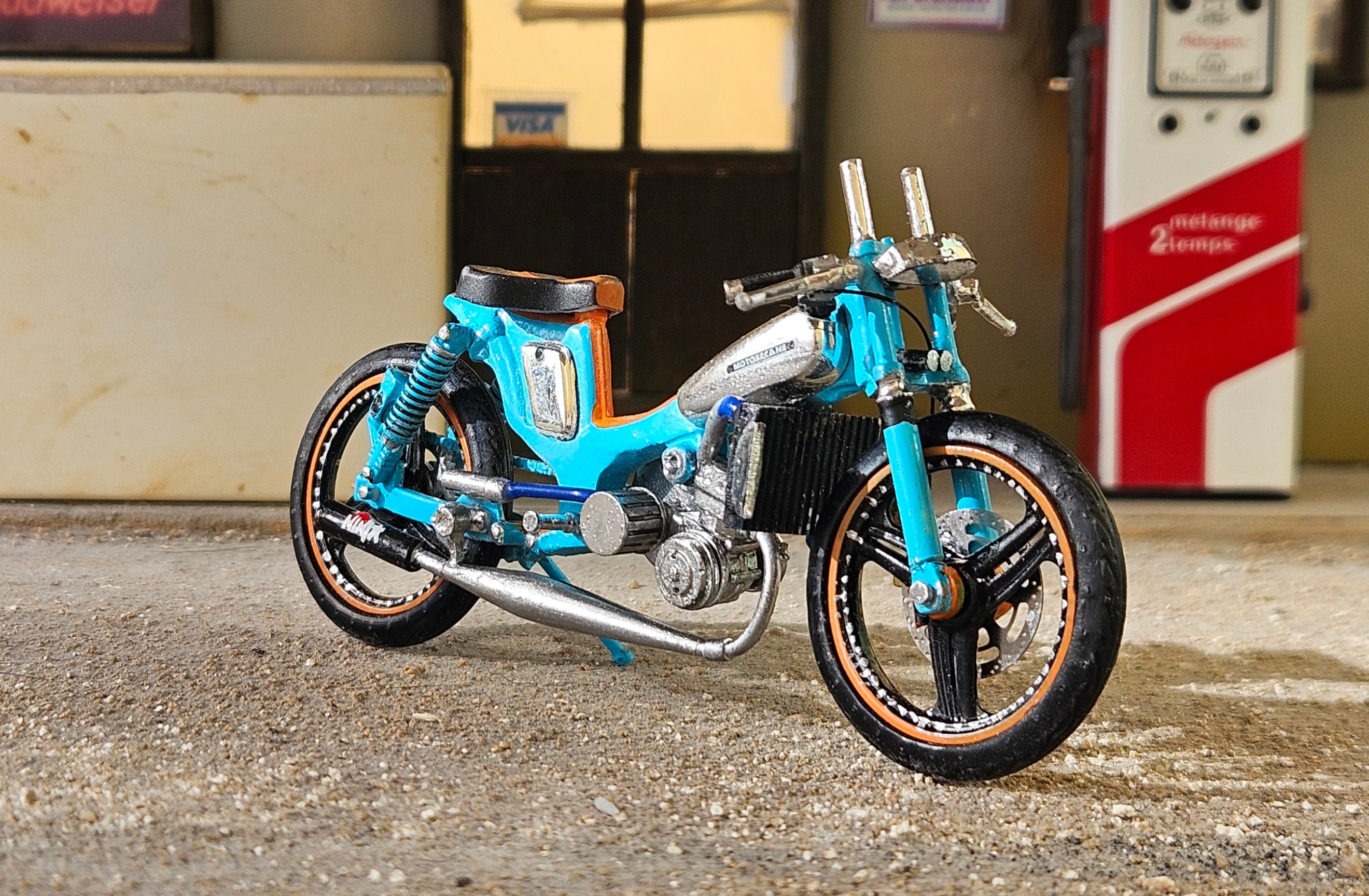 Mbk Av88  Bleu Gulf Proto 1/18