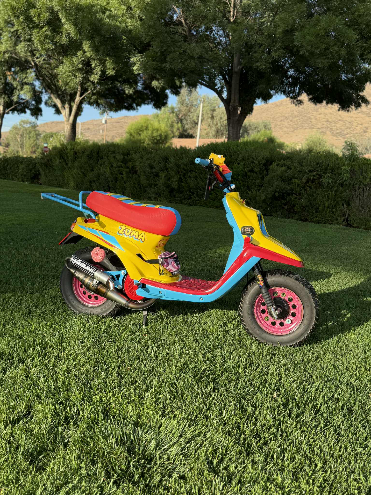 Mbk Booster  Jaune Mbk Booster Simpson 1/18