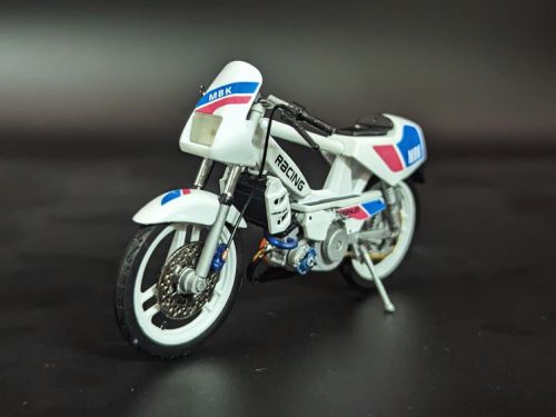 Mbk 51 Magnum Racing White Ceramic Pot Ninja Carte Noire 1/18