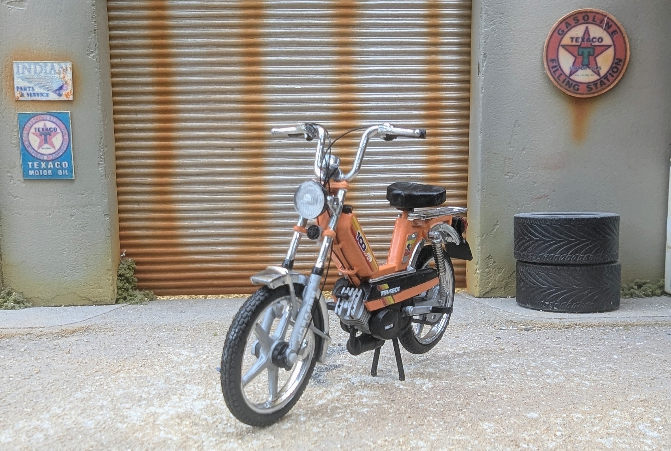 Peugeot 103 Sp Orange Entierement Origine 1/18