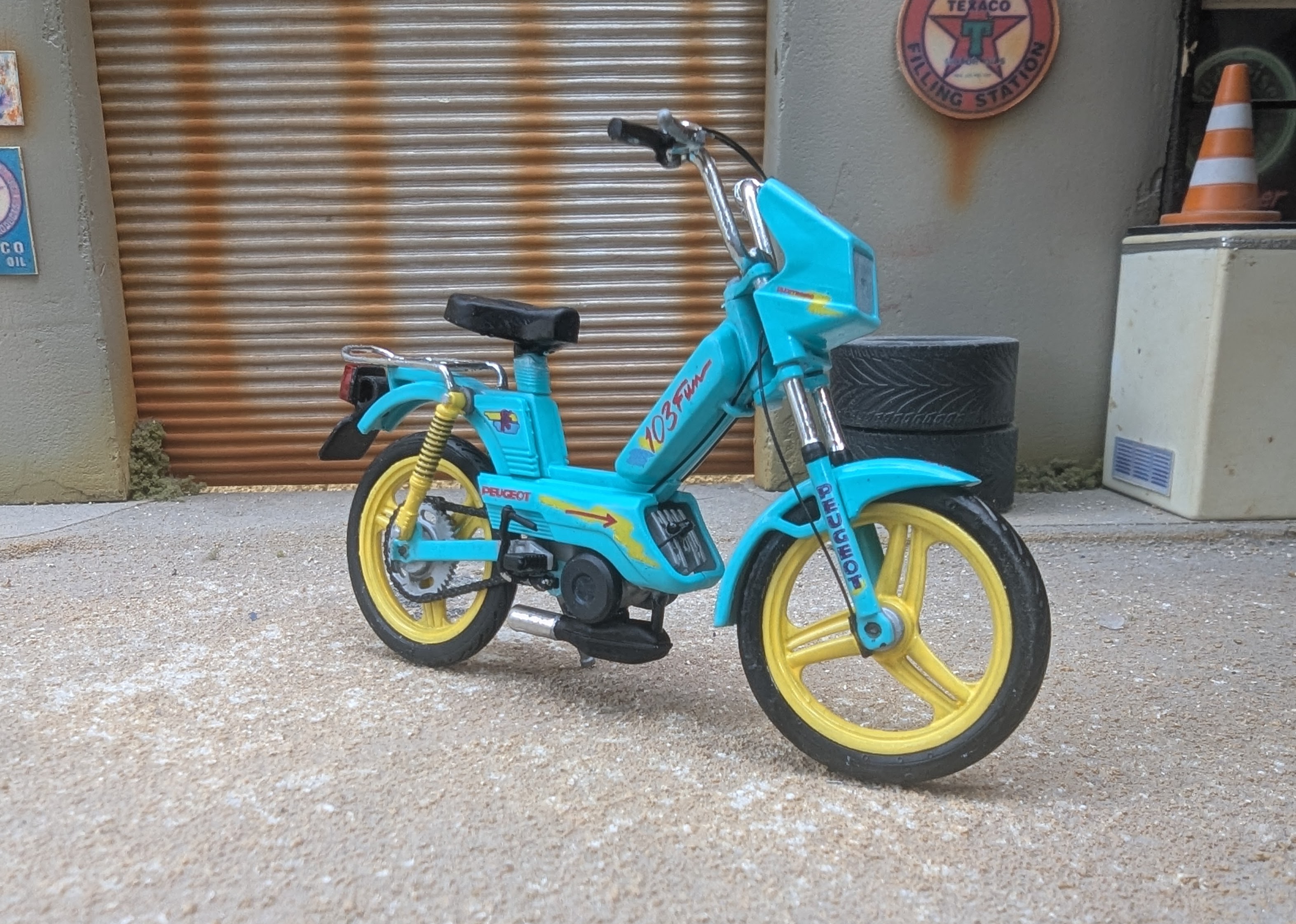 Peugeot 103 Spx Verte Decoration 103 Fun 1/18